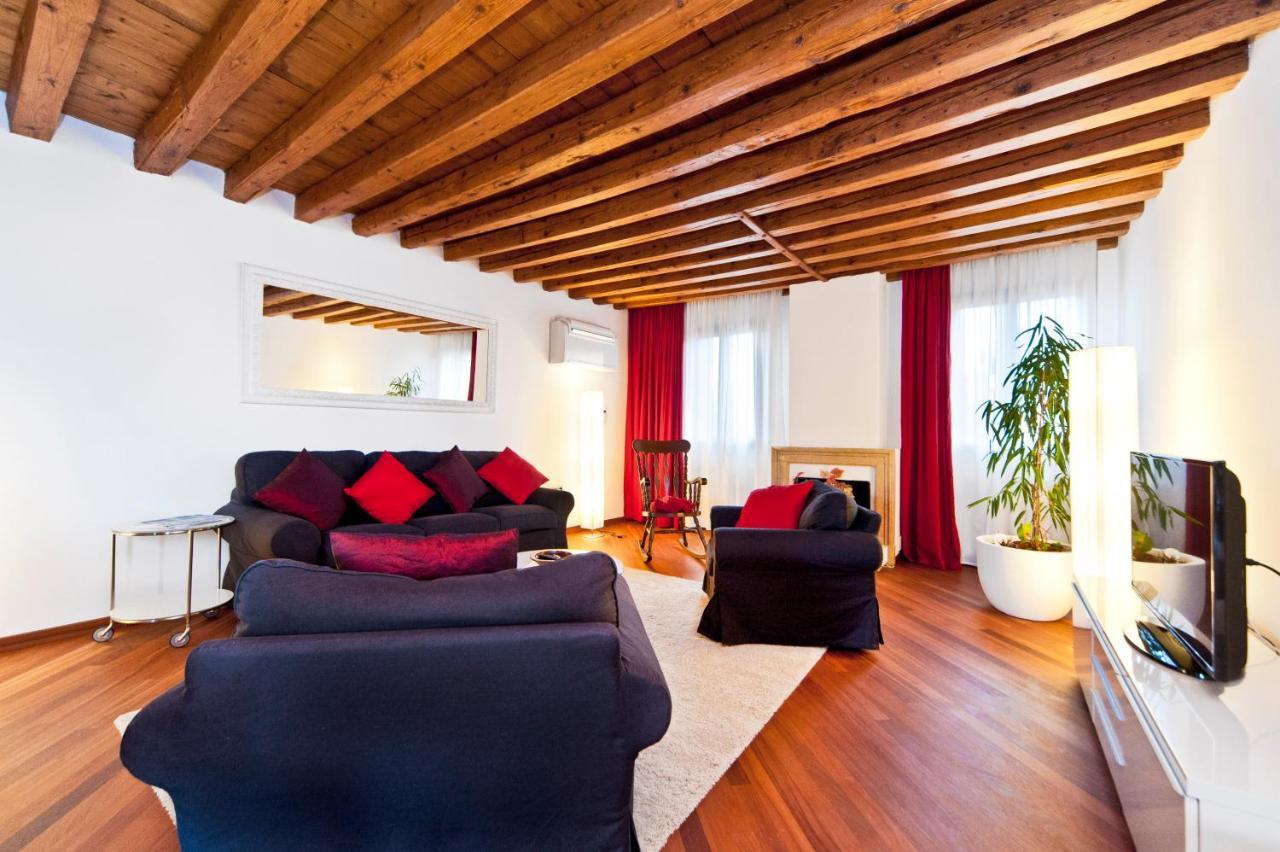 Elegant Terrace Apartment Near Piazza San Marco Last Floor No Lift 베니스 외부 사진