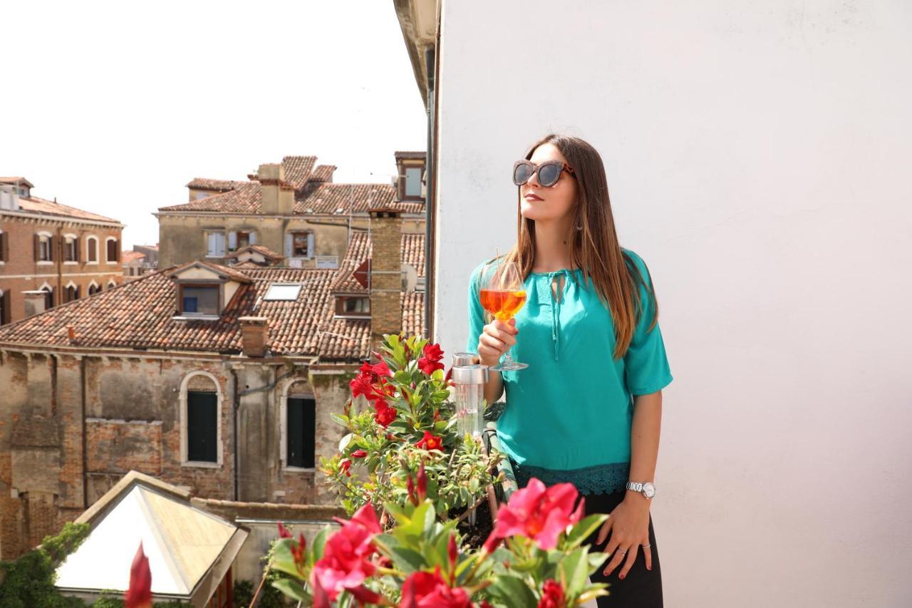 Elegant Terrace Apartment Near Piazza San Marco Last Floor No Lift 베니스 외부 사진