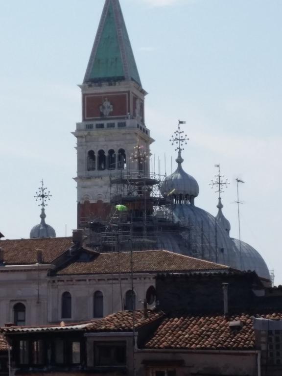 Elegant Terrace Apartment Near Piazza San Marco Last Floor No Lift 베니스 외부 사진