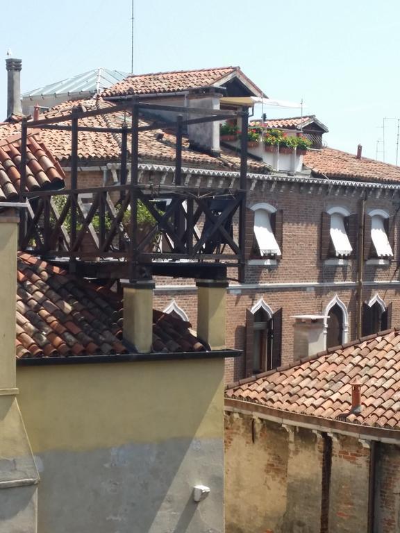Elegant Terrace Apartment Near Piazza San Marco Last Floor No Lift 베니스 외부 사진