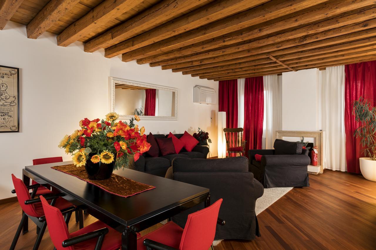 Elegant Terrace Apartment Near Piazza San Marco Last Floor No Lift 베니스 외부 사진