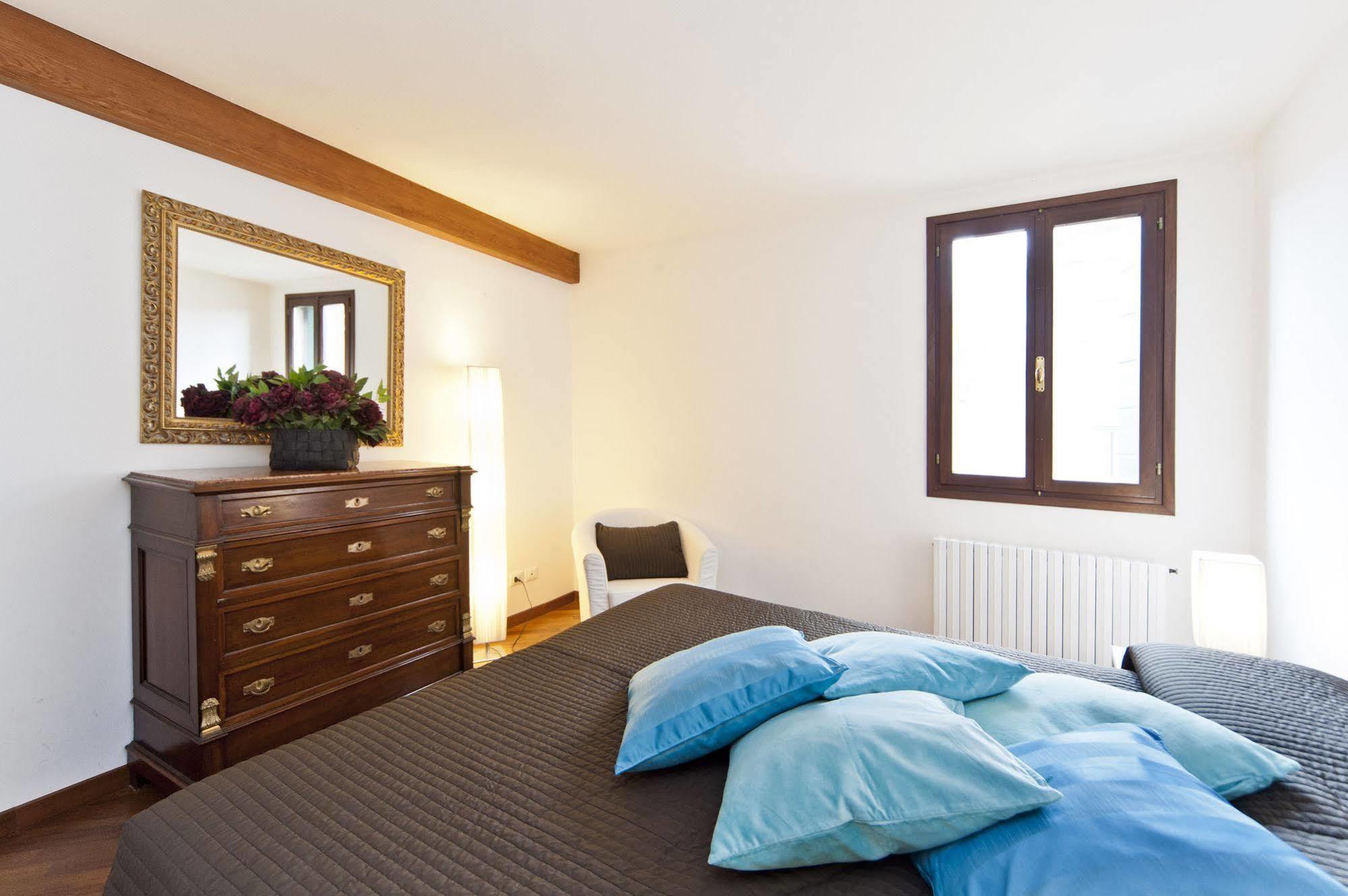 Elegant Terrace Apartment Near Piazza San Marco Last Floor No Lift 베니스 외부 사진