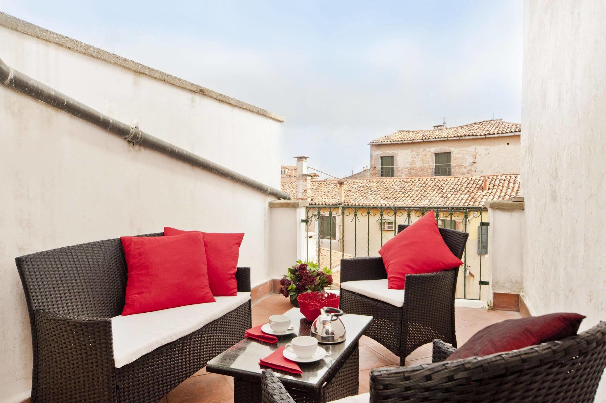 Elegant Terrace Apartment Near Piazza San Marco Last Floor No Lift 베니스 외부 사진
