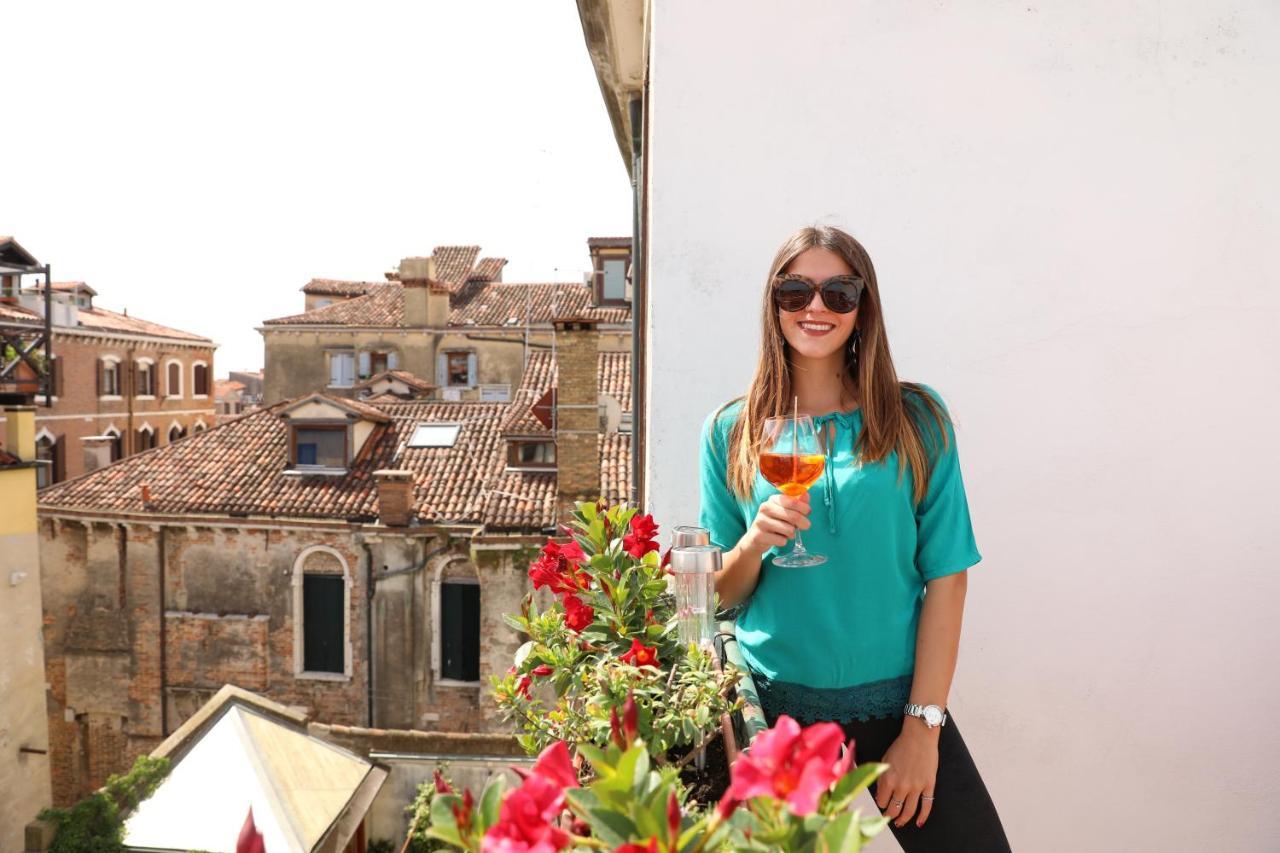 Elegant Terrace Apartment Near Piazza San Marco Last Floor No Lift 베니스 외부 사진